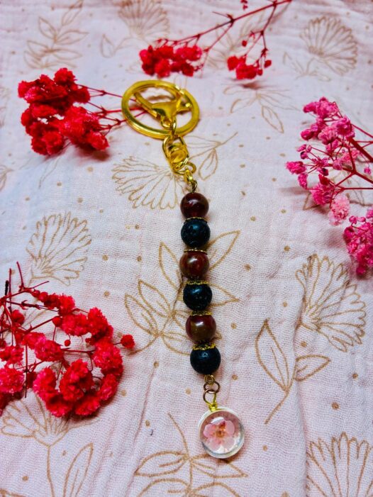 porte clef jaspe rouge et pierre de lave